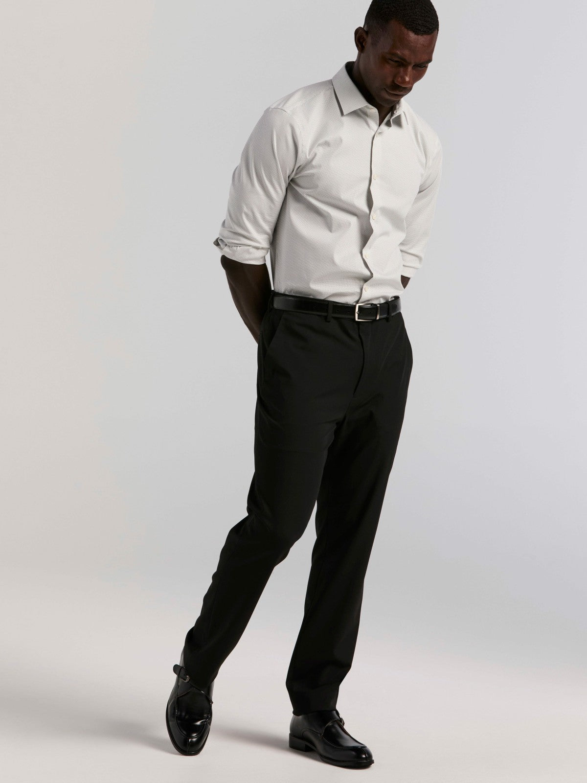 Perry Ellis Slim Fit Dot Print Dress Shirt