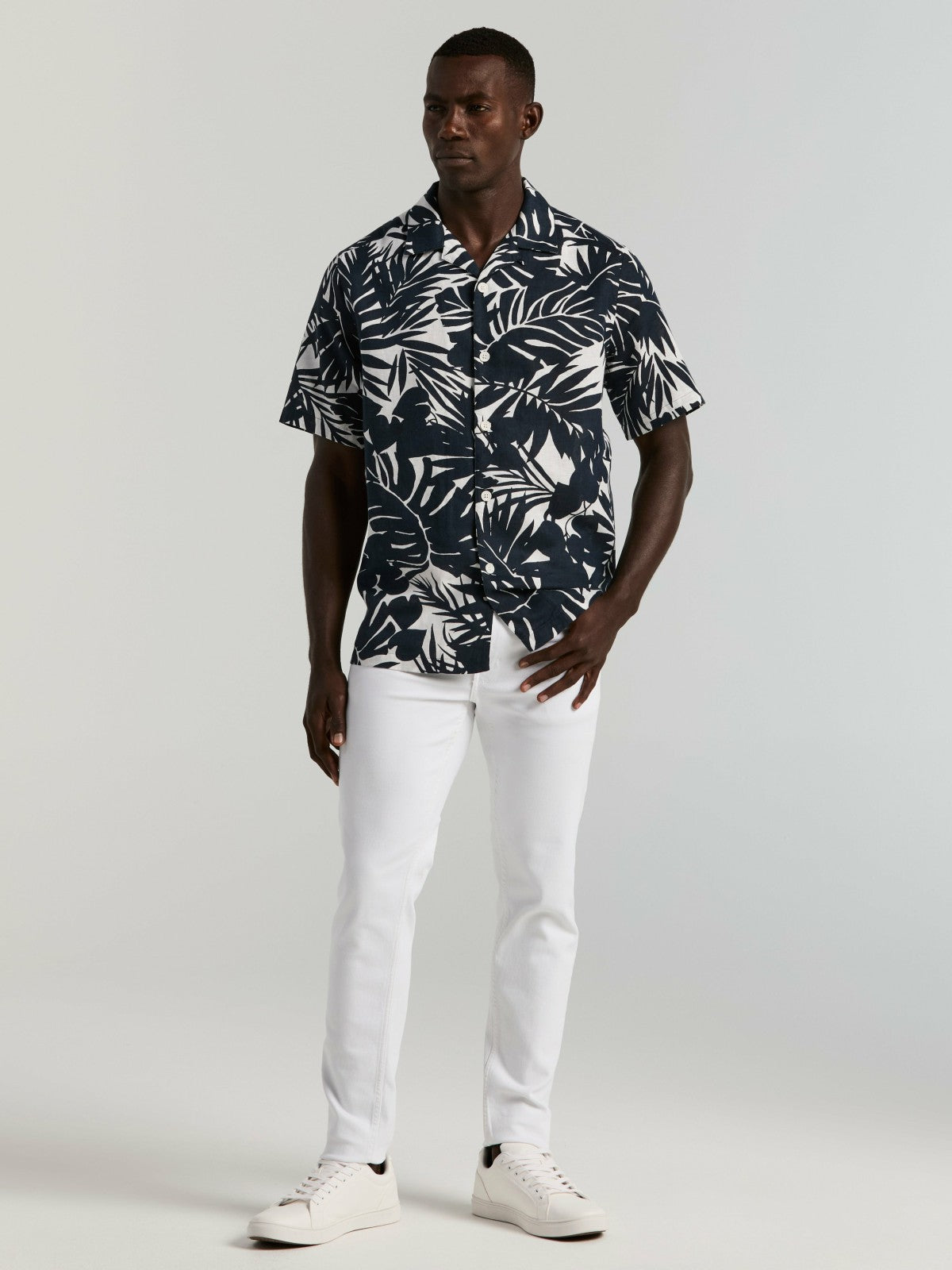 Perry Ellis Tropical Leaf Print Camp Collar Shirt