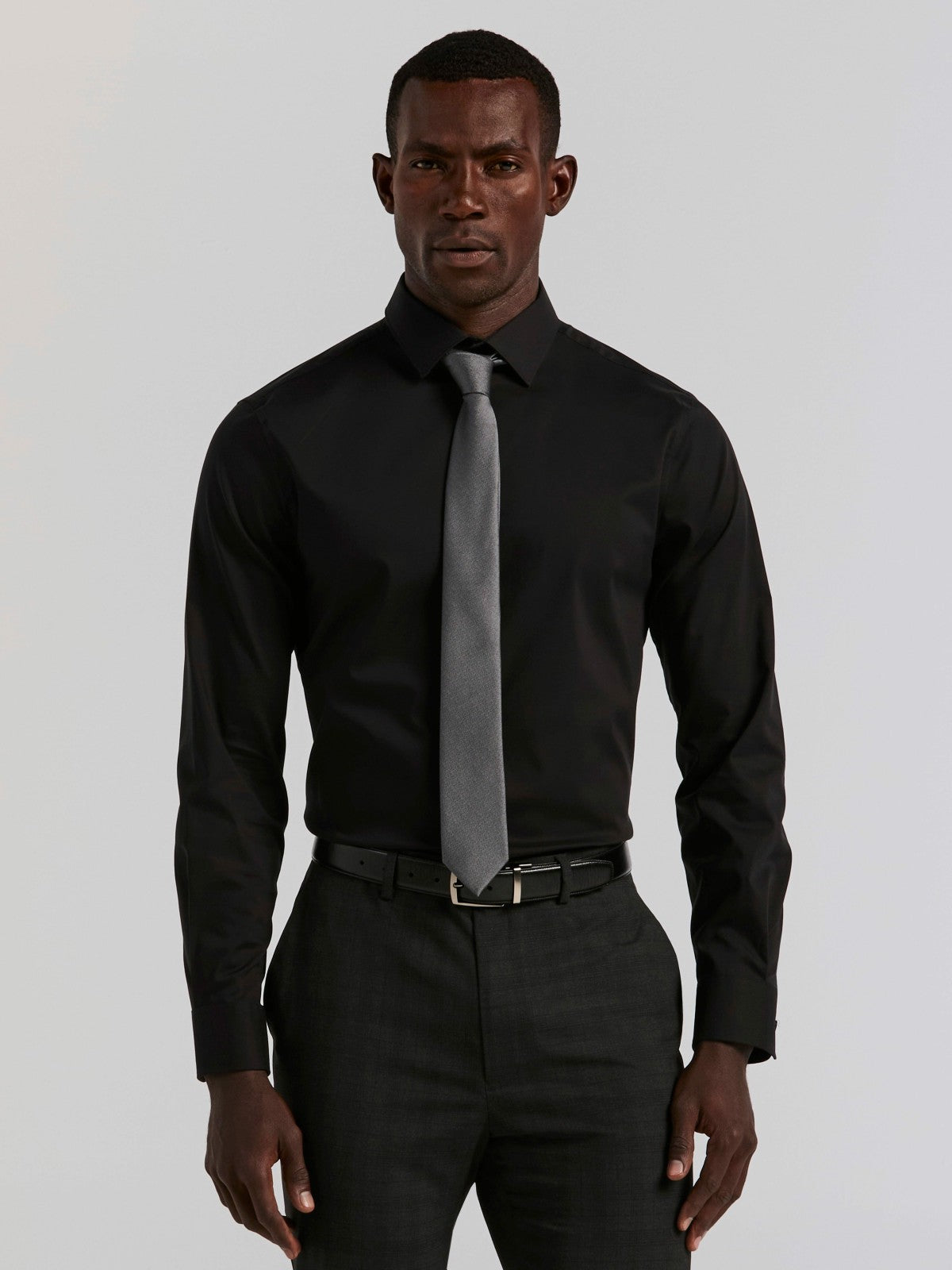 Perry Ellis Cotton Blend Slim Fit Dress Shirt