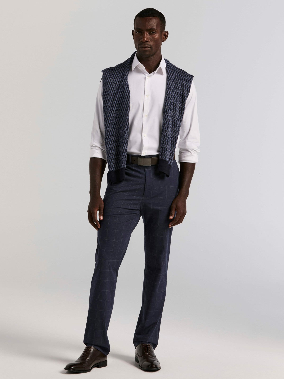 Perry Ellis Cotton Blend Slim Fit Dress Shirt