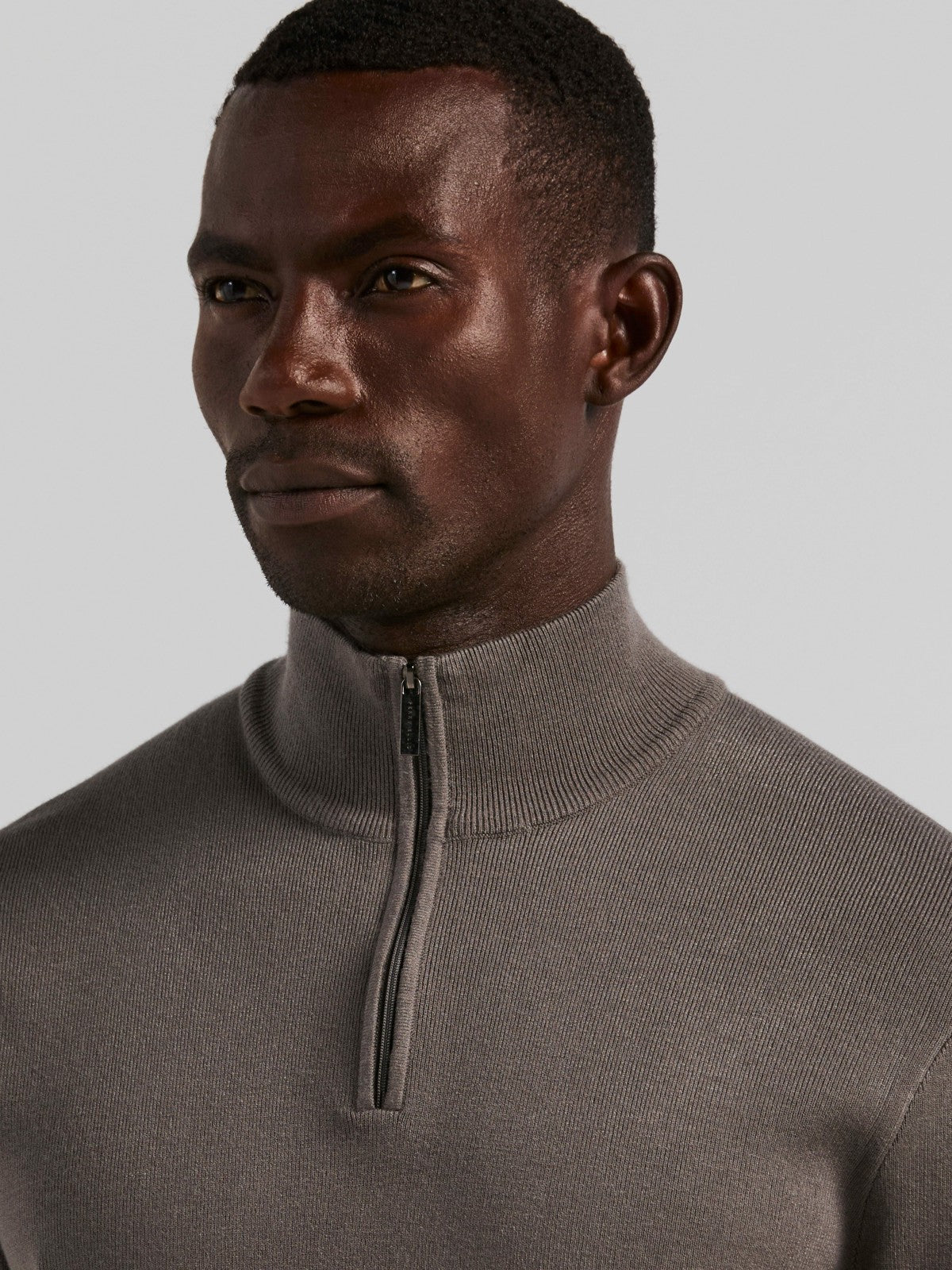 Perry Ellis Tech Knit Quarter Zip Sweater