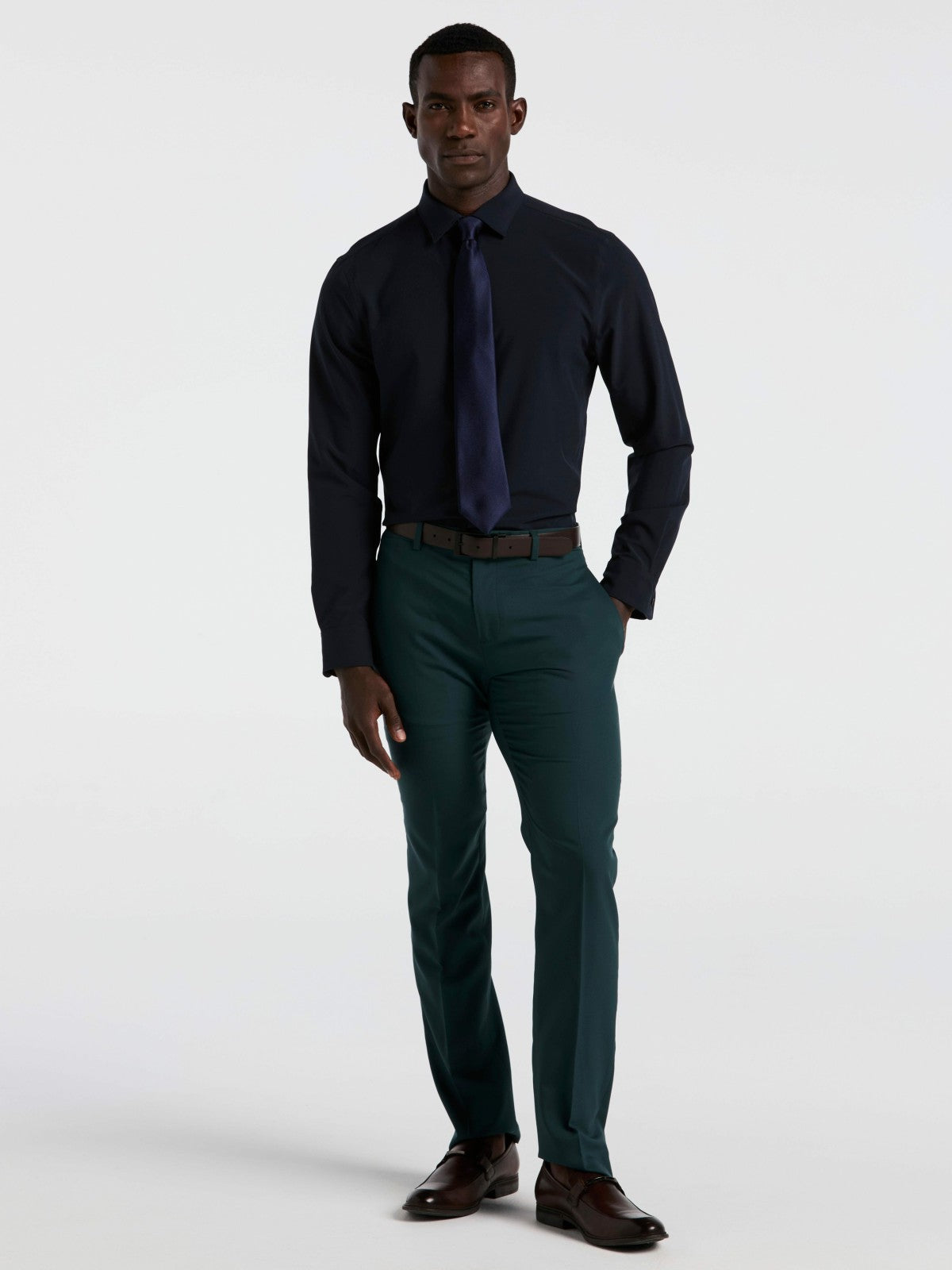 Perry Ellis Slim Fit Total Stretch Dress Shirt