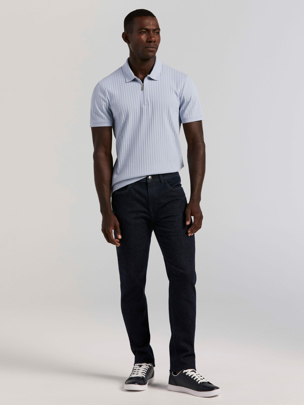 Perry Ellis Slim Fit Indigo Rinse 5-Pocket Stretch Denim Jeans