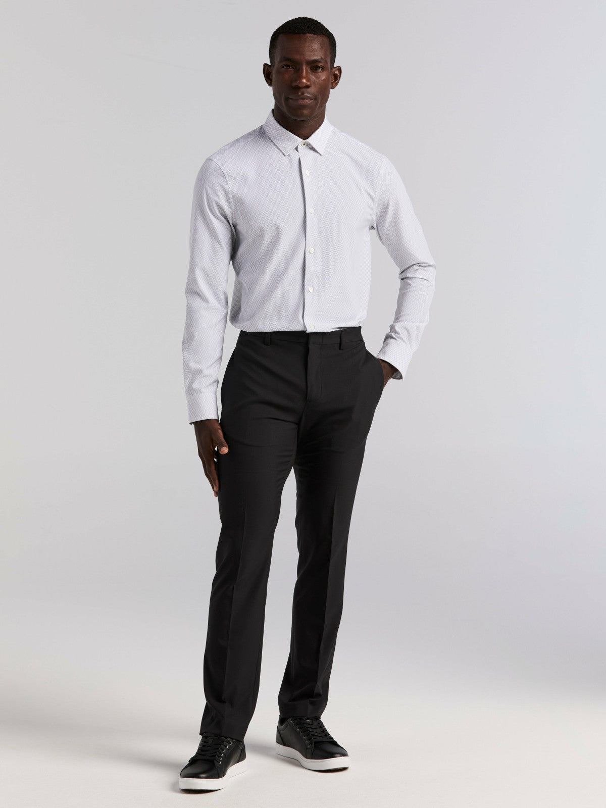 Perry Ellis Slim Fit Tech Portfolio Dress Pant