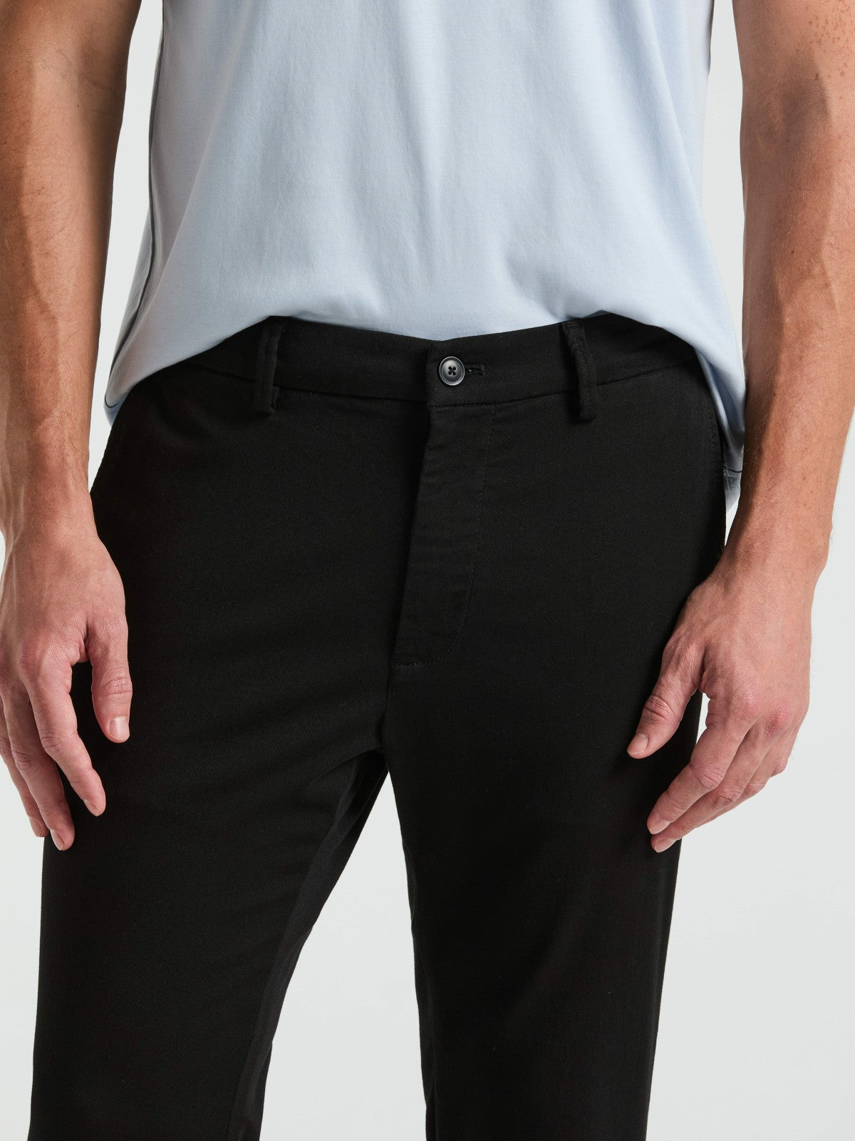 Perry Ellis Slim Fit Dyed Solid Twill Chino Pant