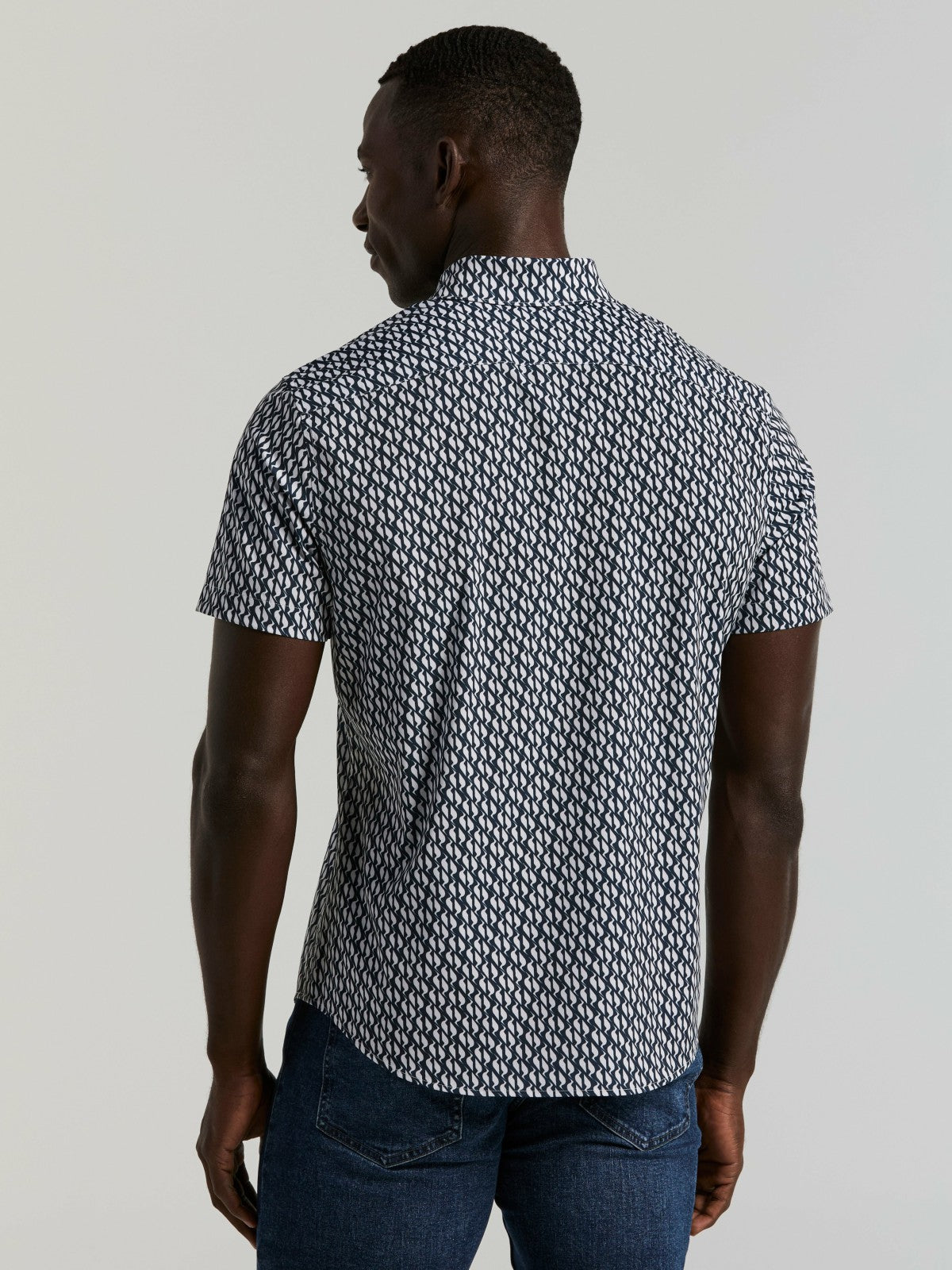 Perry Ellis Slim Fit Wave Print Total Stretch Shirt