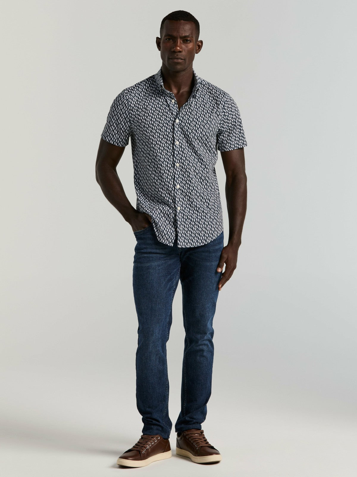 Perry Ellis Slim Fit Wave Print Total Stretch Shirt