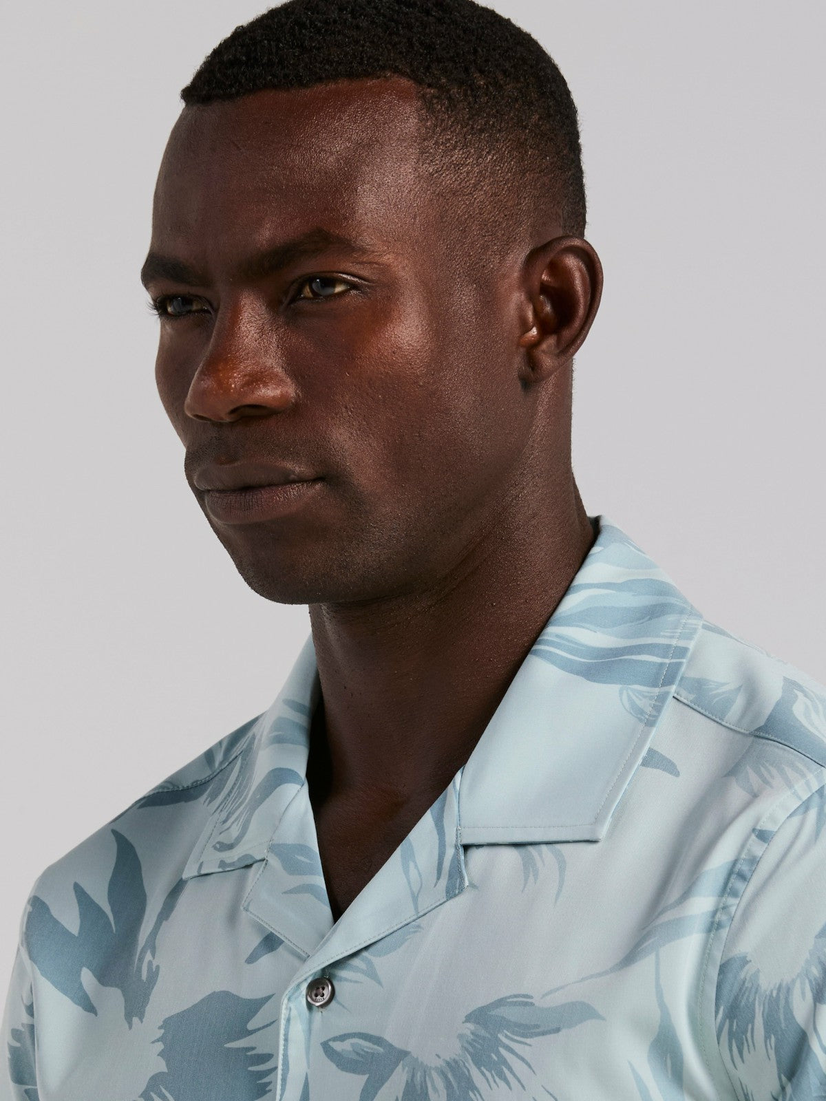 Perry Ellis Camp Collar Floral Print Soft Touch Shirt