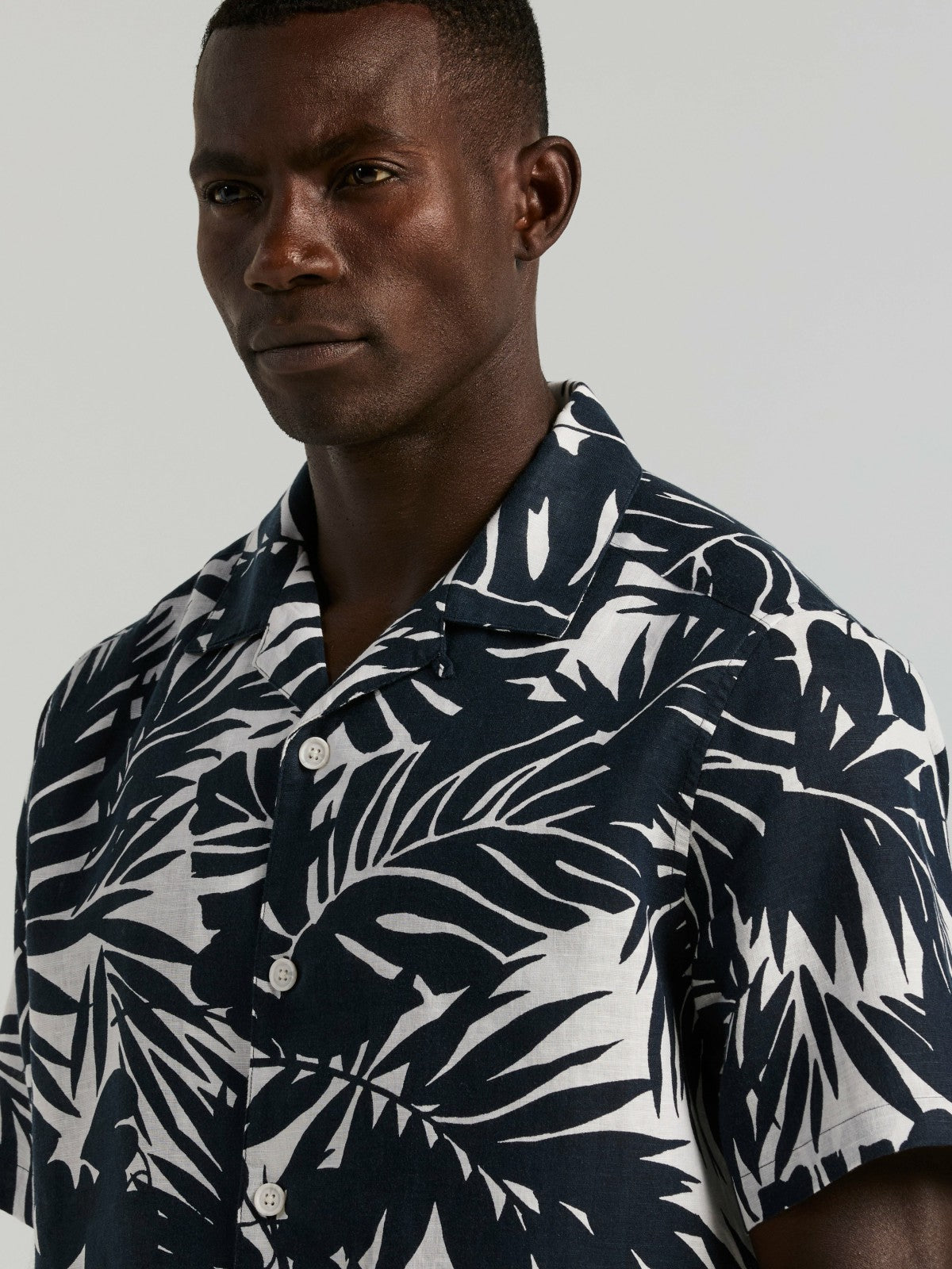 Perry Ellis Tropical Leaf Print Camp Collar Shirt