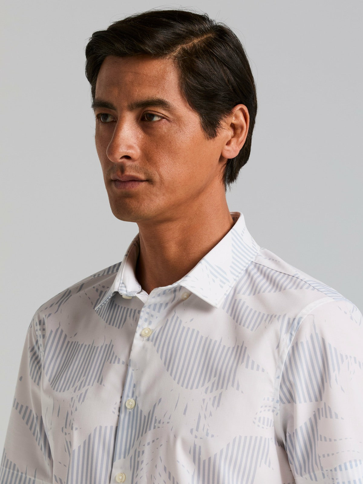 Perry Ellis Slim Fit Feather Print Shirt
