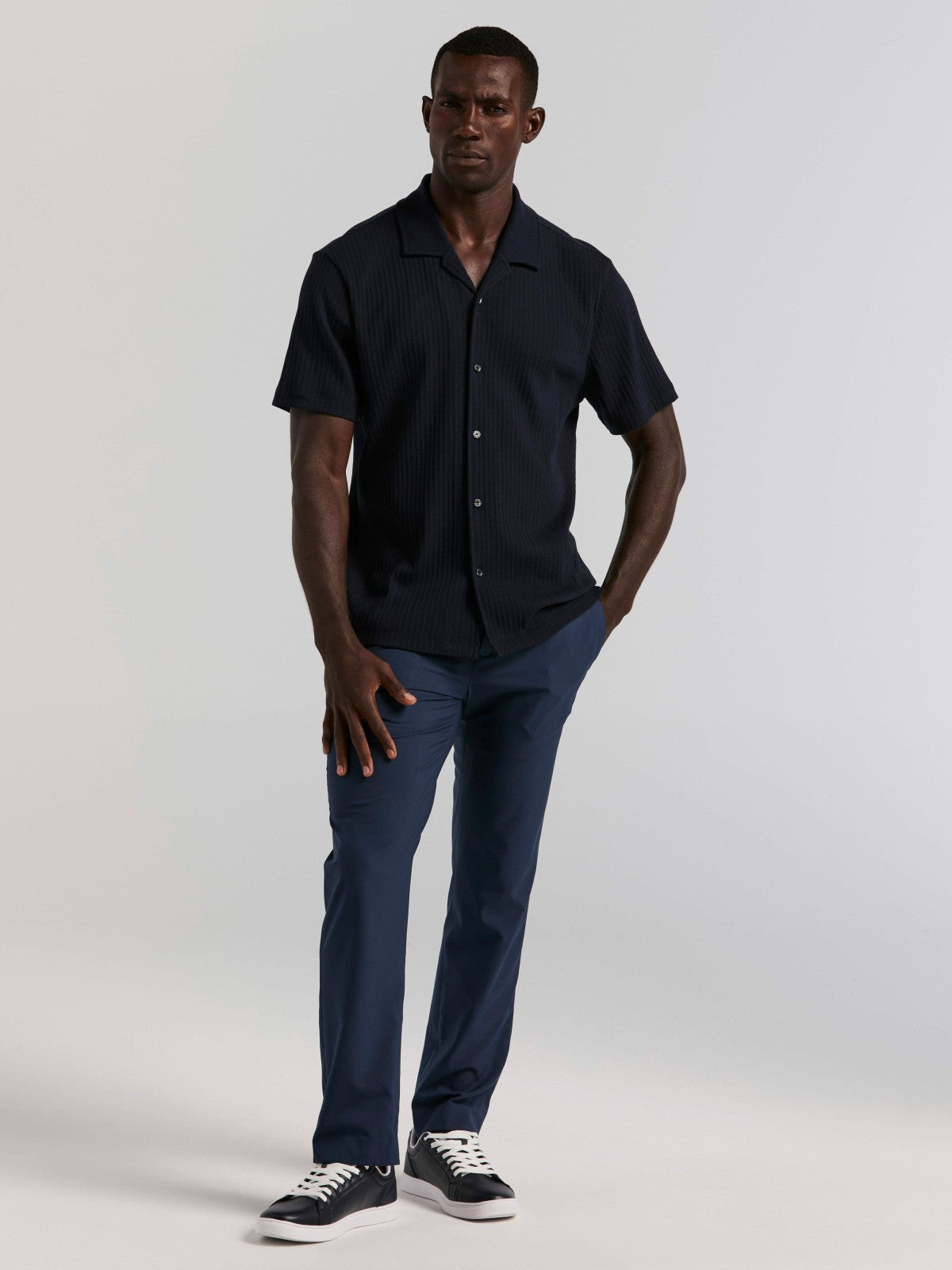 Perry Ellis Vertical Stripe Jacquard Button Front Knit