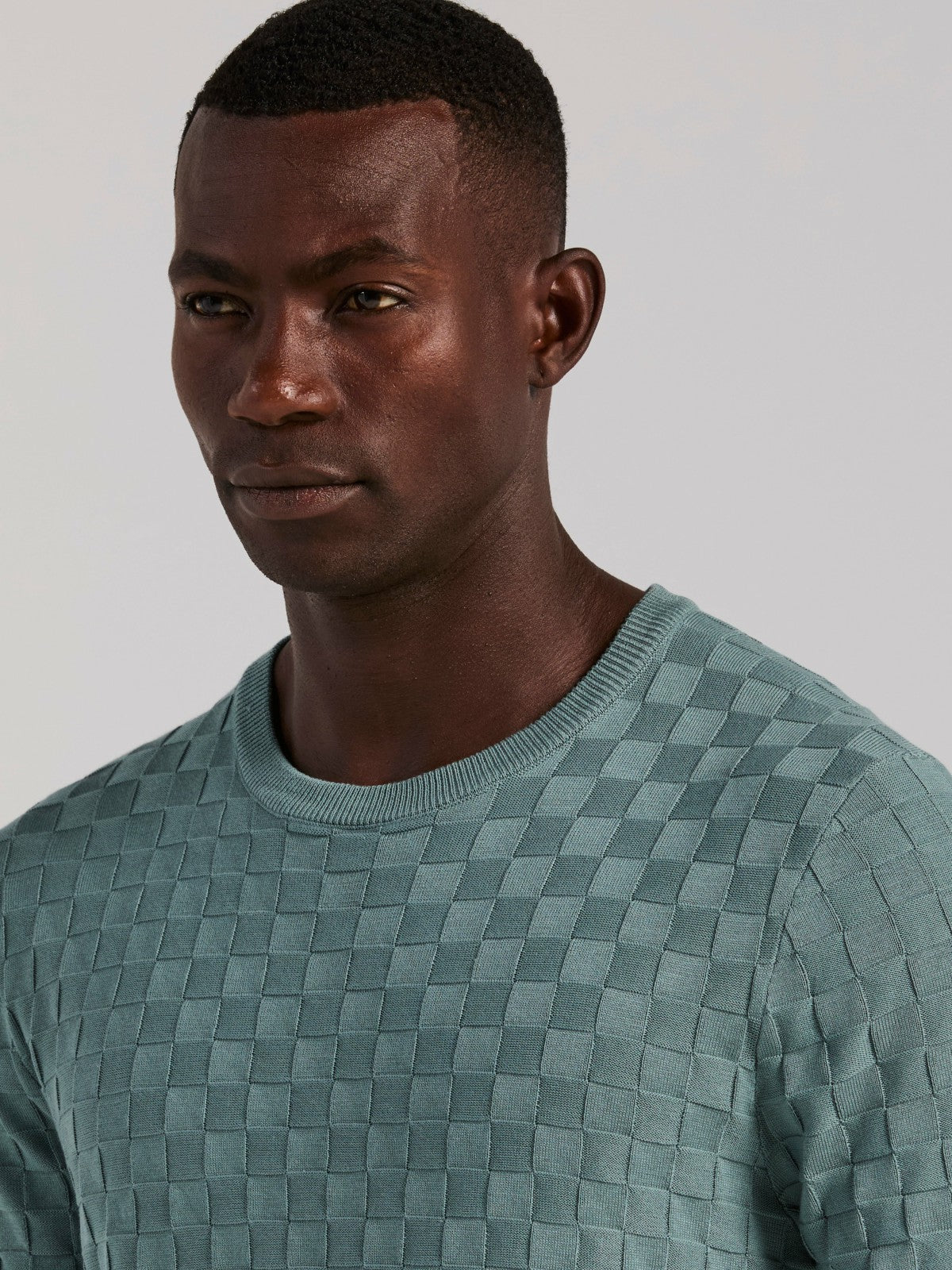 Perry Ellis Square Pattern Crew Neck Sweater Tee