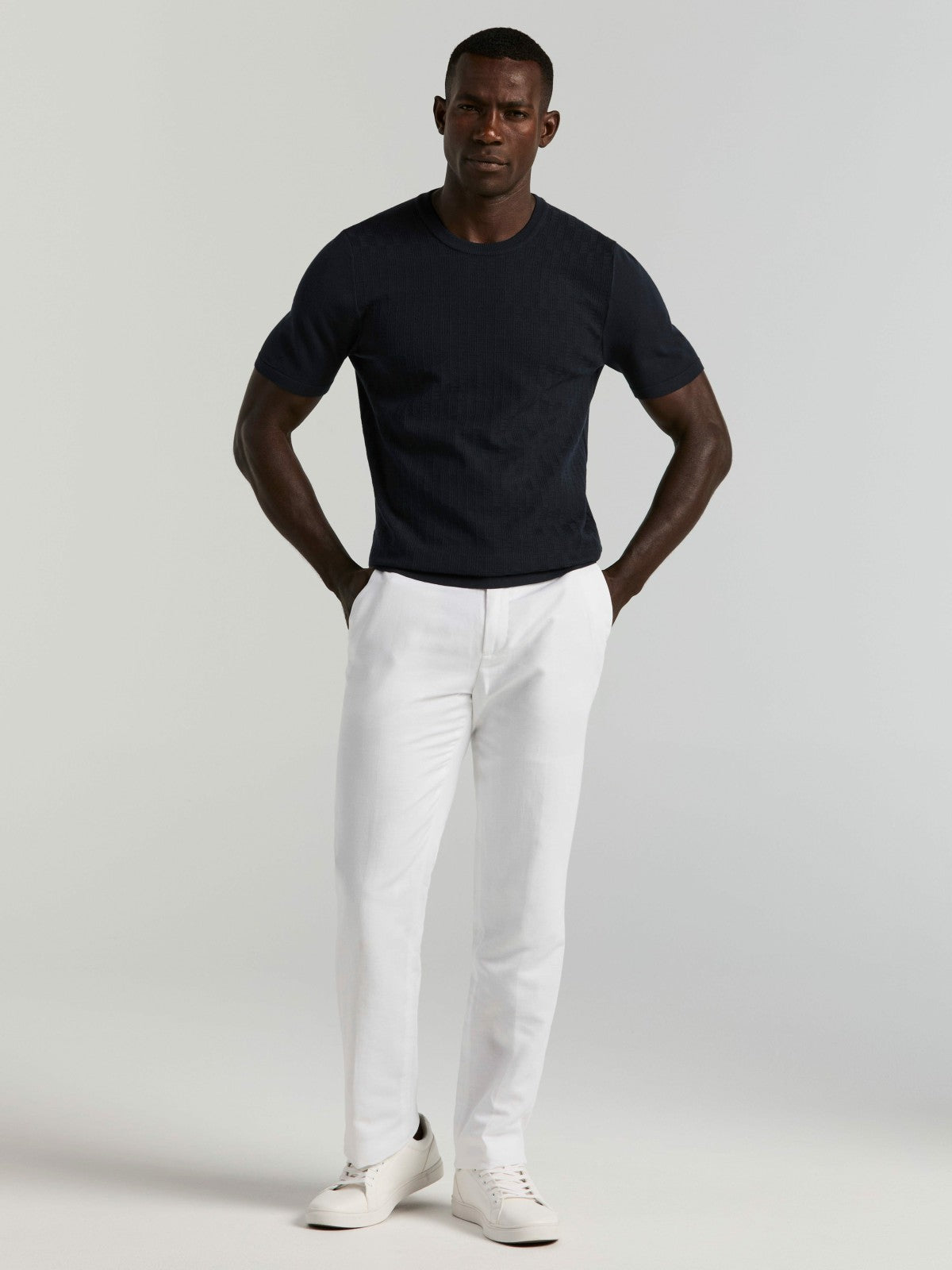Perry Ellis Geometric Textured Sweater Tee