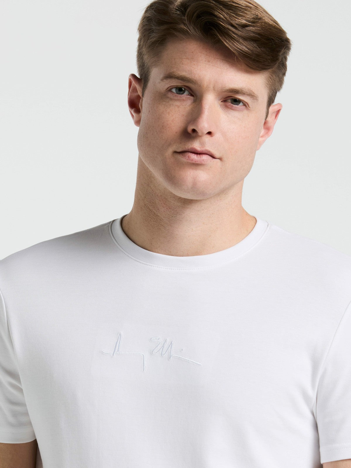 Perry Ellis Bold Signature Crew Neck Tee