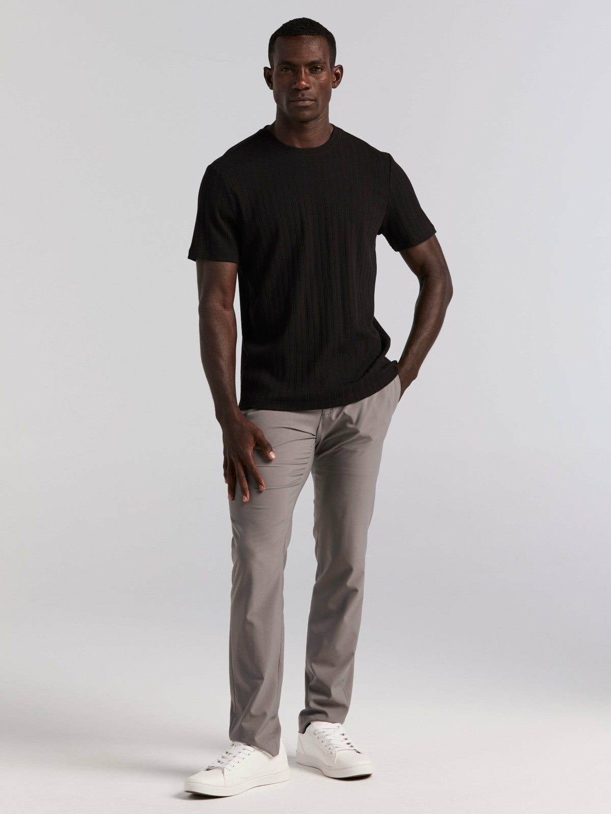 Perry Ellis Textured Ribbed Crew Neck Tee
